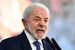 开云app手机版 -赛前欧联传出新动向；巴塞罗那再遭质疑；管理层表态——压力陡增；更衣室氛围转暖的简单介绍